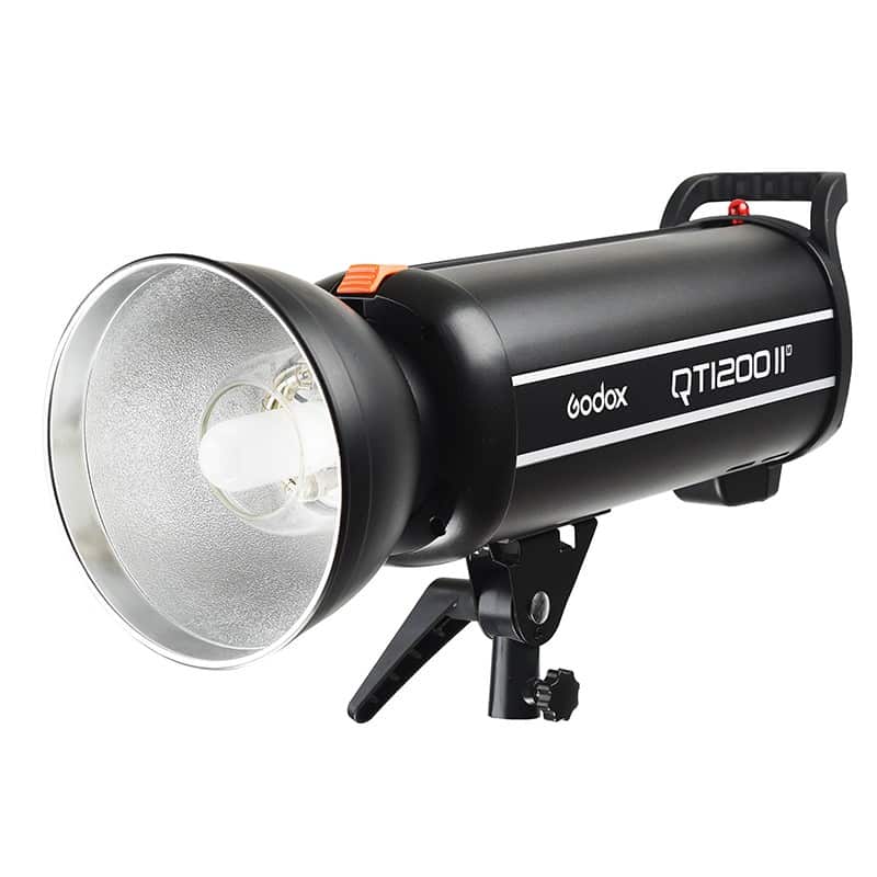 Импульсный источник света Godox QT1200IIM