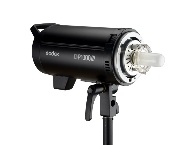 Импульсный источник света Godox DP1000III