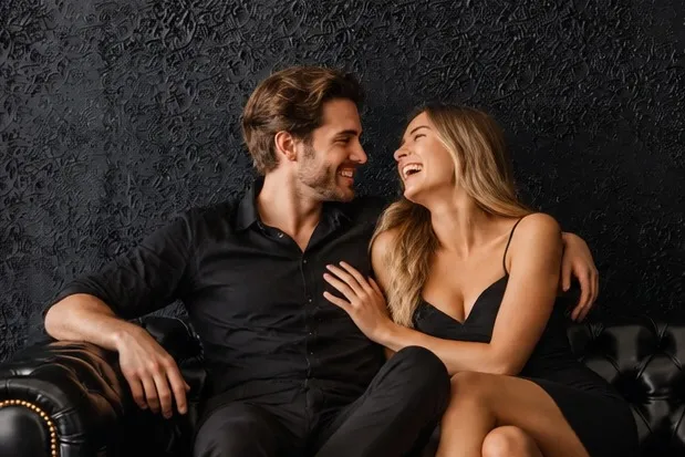смех. Love story для пары — фотосессия в зале Палладий, PhotoHub